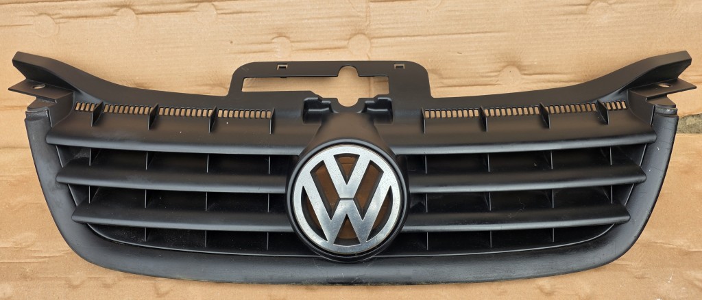 Grila radiator Vw Touran 2003 2004 2005 2006
