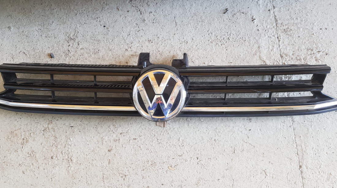 Grila radiator Vw Touran 5T 2016 2017 2018 2019