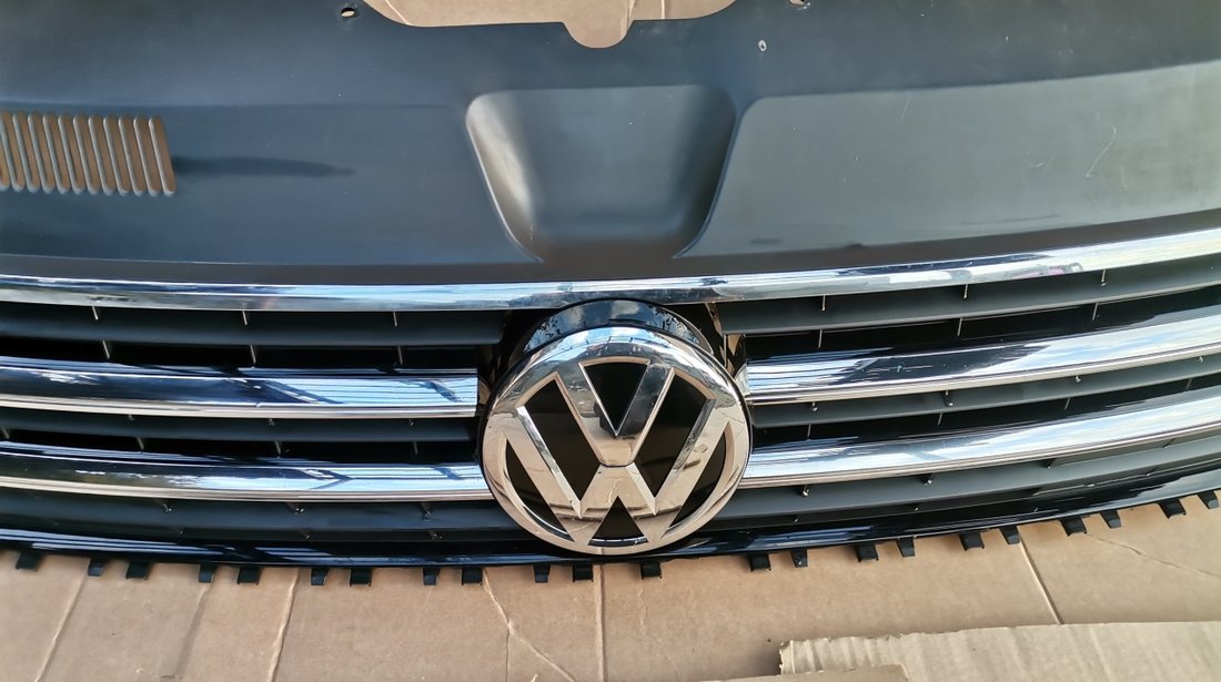 Grila radiator VW Transporter T5 Multivan (2015-2019) Facelift cod 7E5853653E / 7E5853651E