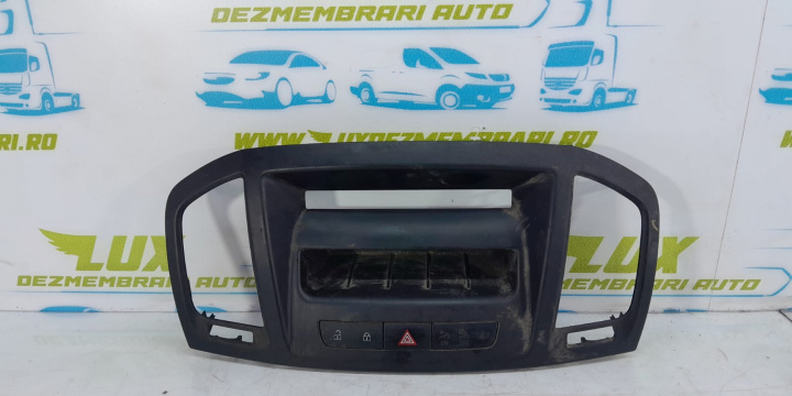Grila rama bord centrala 495050031 Opel Insignia A [2008 - 2014]