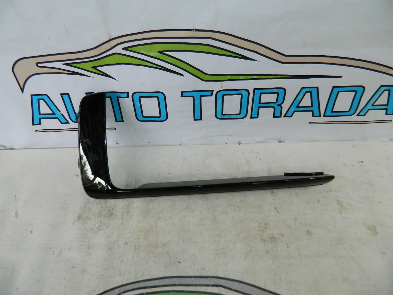 Grila stanga bara fata Porsche Cayenne 9Y cod 9Y0807685K