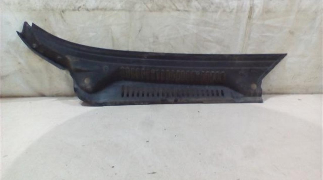 Grila stergatoare partea stanga Peugeot Boxer Fiat Ducato Jumper An 2002-2007 cod 1330639080