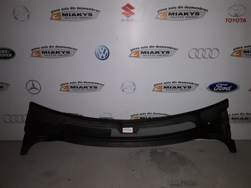 Grila stergatoare Range Rover Sport