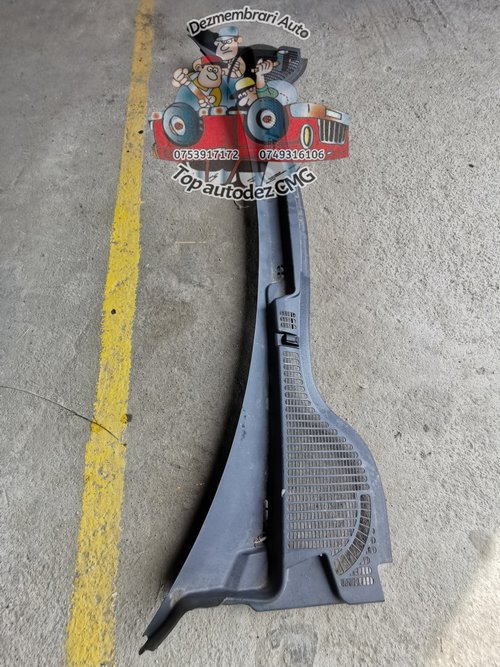 Grila stergatoare Skoda Octavia 2 1Z1819415F 1Z2819415F grila stropitori parbriz