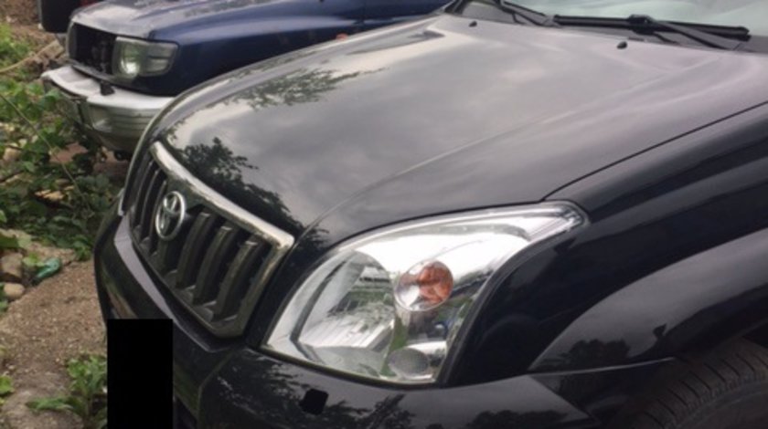 GRILA STERGATOARE TOYOTA LAND CRUISER J12 2002-2010