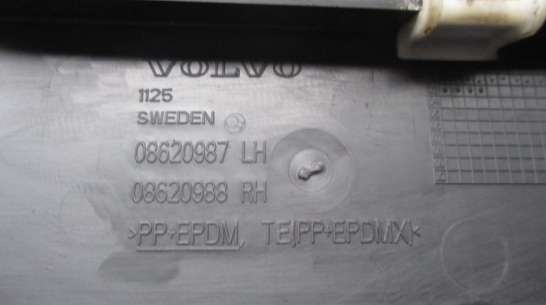 GRILA STERGATOARE VOLVO XC90 1 FAB. 2002 - 2014 ( VOLAN DREAPTA ) ⭐⭐⭐⭐⭐