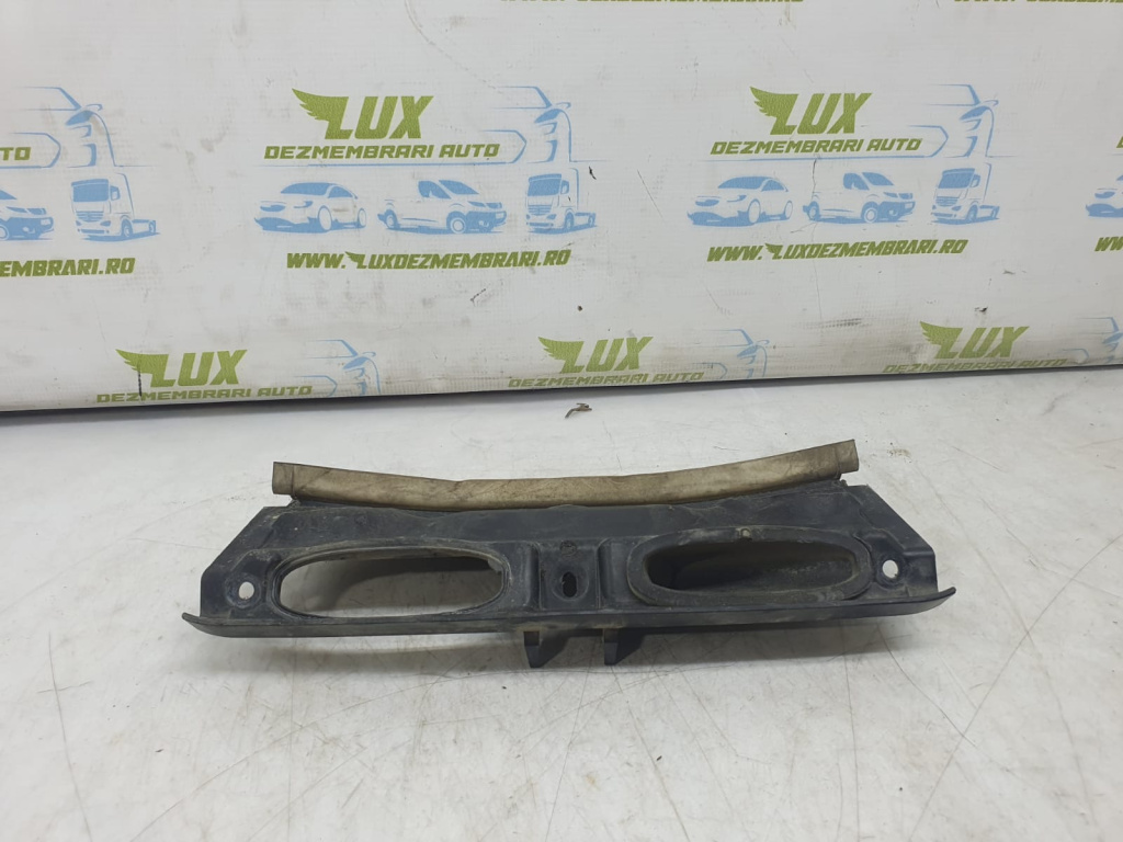 Grila stergator 156772 10 BMW Seria 3 E90 [2004 - 2010]