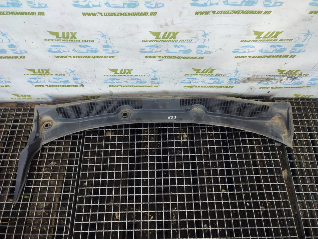 Grila stergator 668110003r Renault Megane 3 [2008 - 2014] 1.5 dci K9K837