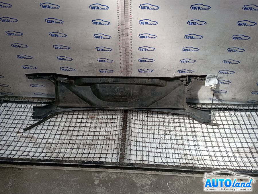 Grila Stergator 6989788 BMW 1 E81,E87 2004