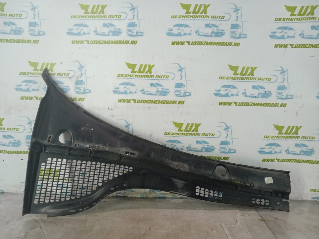 Grila stergator 6V1819415 Skoda Fabia NJ [2014 - 2018] 1.4 tdi CUSB