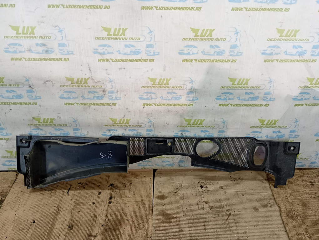 Grila stergator 8k1819424 Audi A4 B8/8K [2007 - 2011]