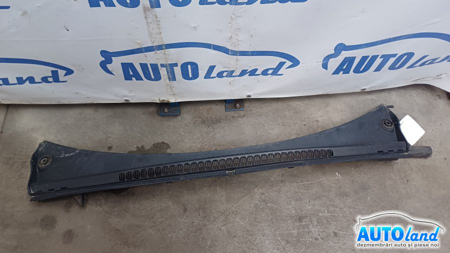 Grila Stergator 9671623680 Peugeot 5008 2009
