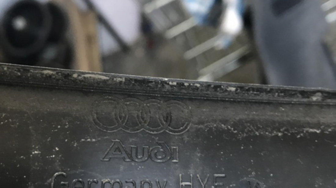 Grila stergator Audi A4 B8 Avant 2.0 TDI Manual, 136cp sedan 2012 (8K1819403)