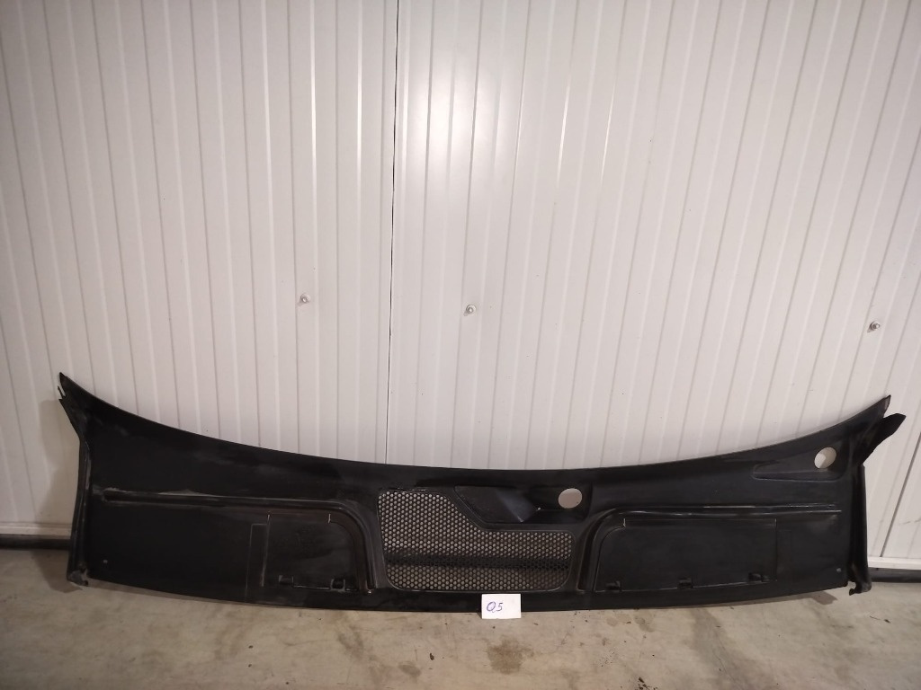 Grila stergator Audi Q5 FY