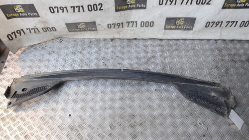 Grila stergator Citroen C4 B7 1.6 HDI cod motor 9HR / DV6C transmisie manuala 6+1 an 2012 cod 968795...
