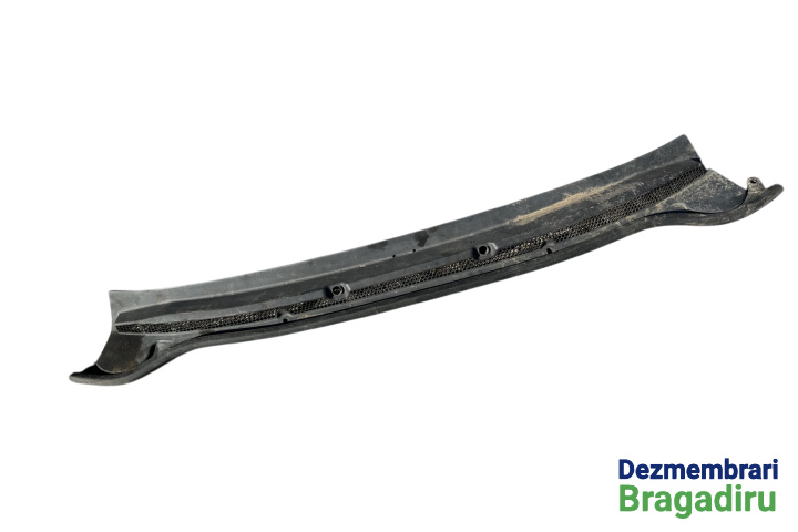 Grila stergator Cod: 13267105 Opel Astra J [2009 - 2012] Sports Tourer wagon 1.7 CDTI MT (110 hp) A17DTR
