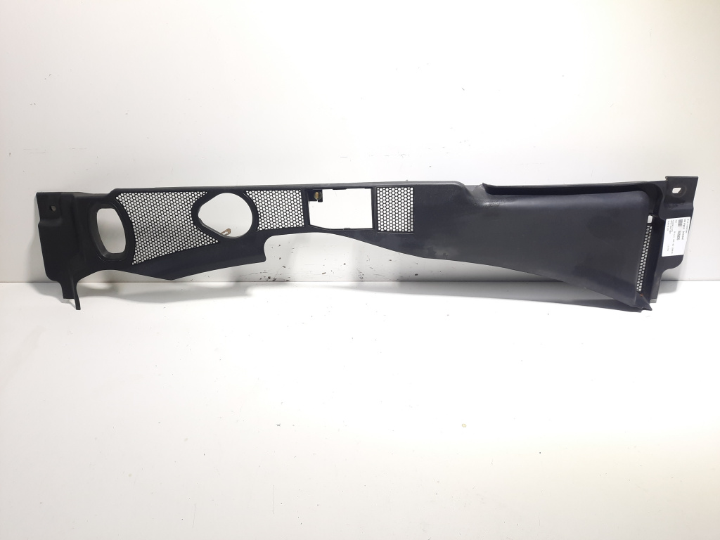 Grila stergator, cod 8K1819447, Audi A4 Avant (8K5, B8) (id:555826)