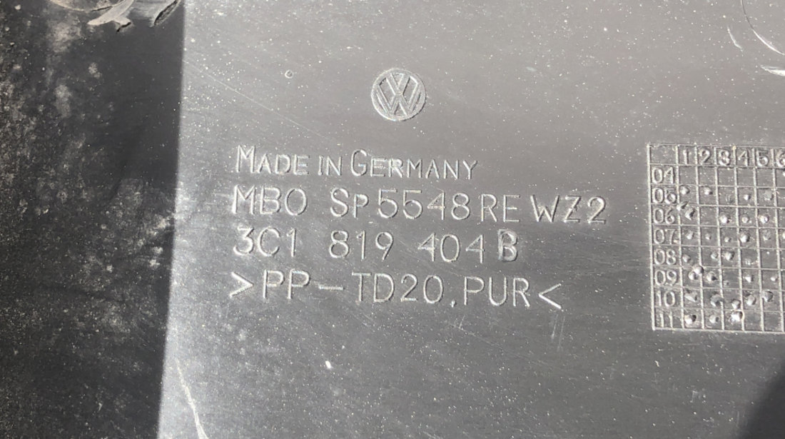 Grila stergator dreapta VW Passat B7 R-Line 2.0TDI sedan 2011 (3C1819404B)