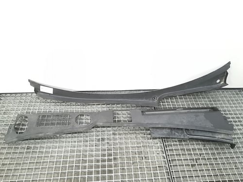 Grila stergator fata 8R1818403, Audi Q5 (8R) (id:338609)