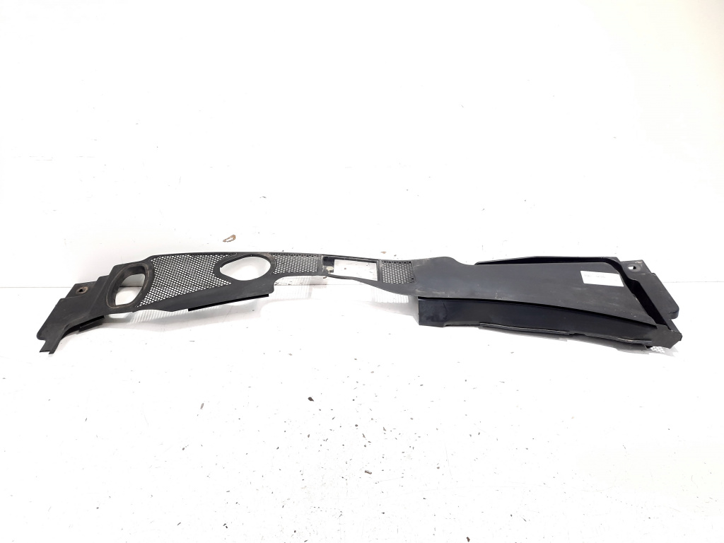 Grila stergator fata, cod 8K1819447, Audi A4 Allroad (8KH, B8) (idI:547099)