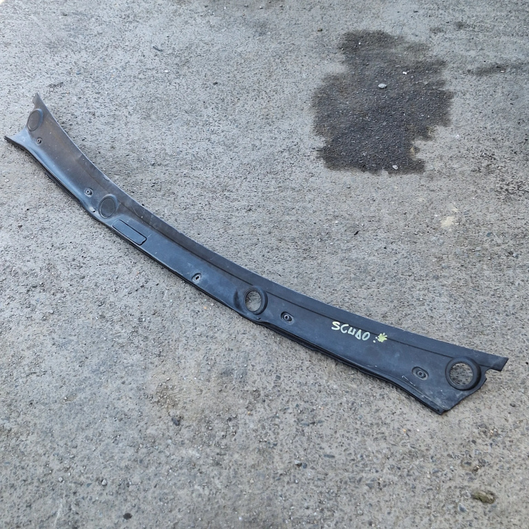 Grila Stergator Fiat Scudo (220) 1996-2006 1497667077