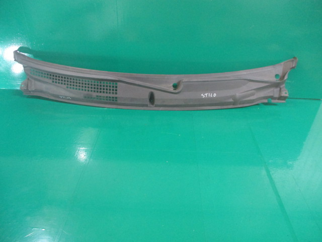 GRILA STERGATOR FIAT STILO FAB. 2001 - 2010 ⭐⭐⭐⭐⭐
