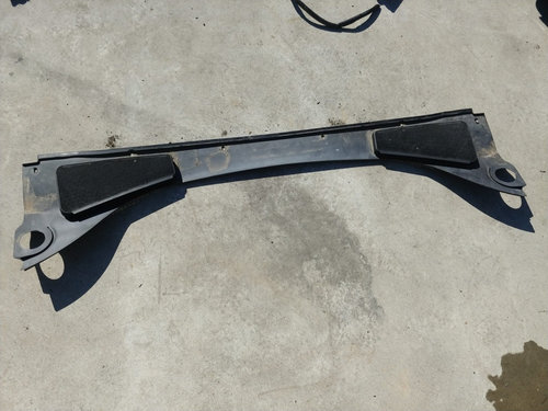 Grila stergator ford focus 3 facelift bm51-a2216-a