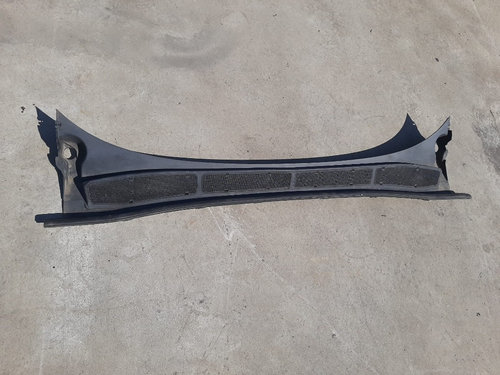 Grila stergator ford s-max 6m21-u02216-a