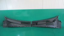 GRILA STERGATOR KIA SORENTO 1 4x4 FAB. 2002 – 20...