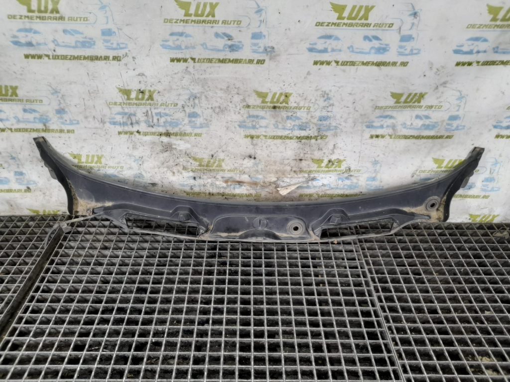 Grila stergator parbriz 15677210 BMW Seria 3 E91 [2004 - 2010] 2.0 d n47d20a
