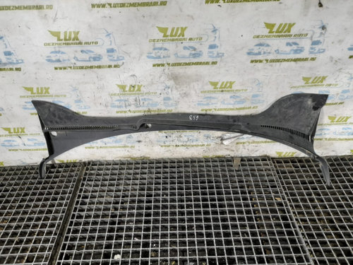 Grila stergator parbriz 1K5819415B Volkswagen VW Golf 6 [2008 - 2015] 1.6 tdi CAYC