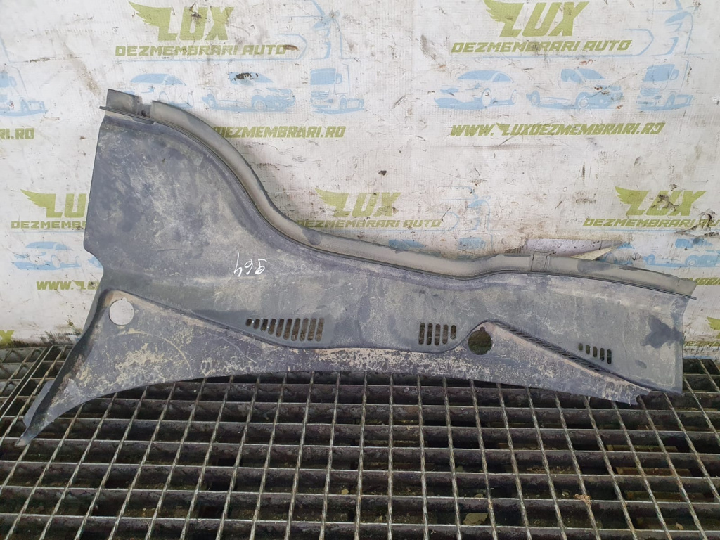 Grila stergator parbriz 3c1819403b Volkswagen VW Passat B6 [2005 - 2010] 2.0 tdi cbdc