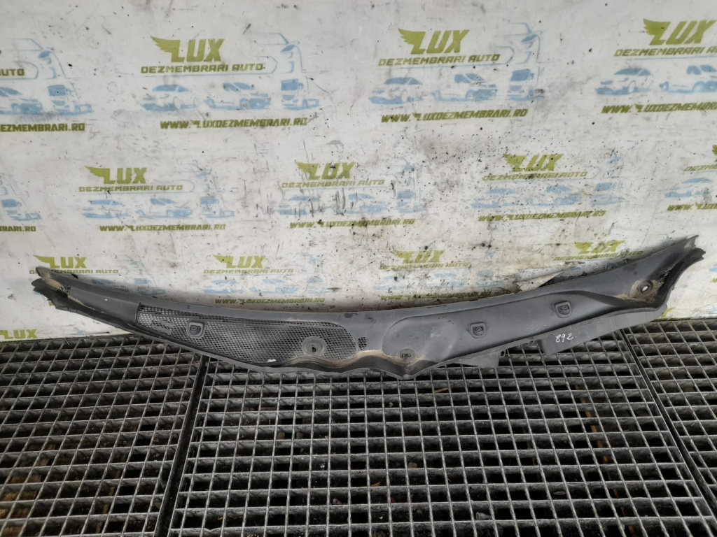 Grila stergator parbriz A2128301013 Mercedes-Benz CLS-Class C218/X218 [2011 - 2014] 3.0 cdi om642854