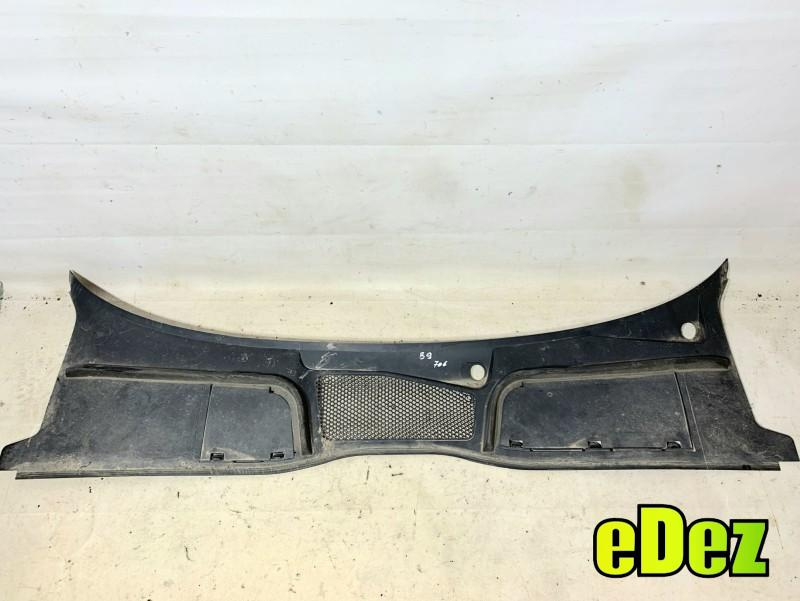 Grila stergator parbriz Audi A4 (2015-2019) [8W2, B9] 8W1819403
