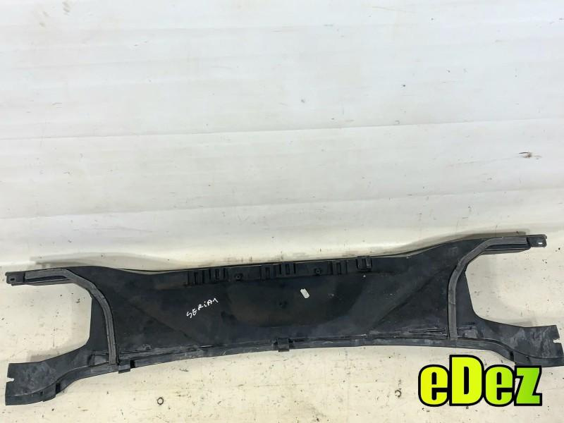 Grila stergator parbriz BMW Seria 1 LCI (2008-2011) (E81,E87) 6989788
