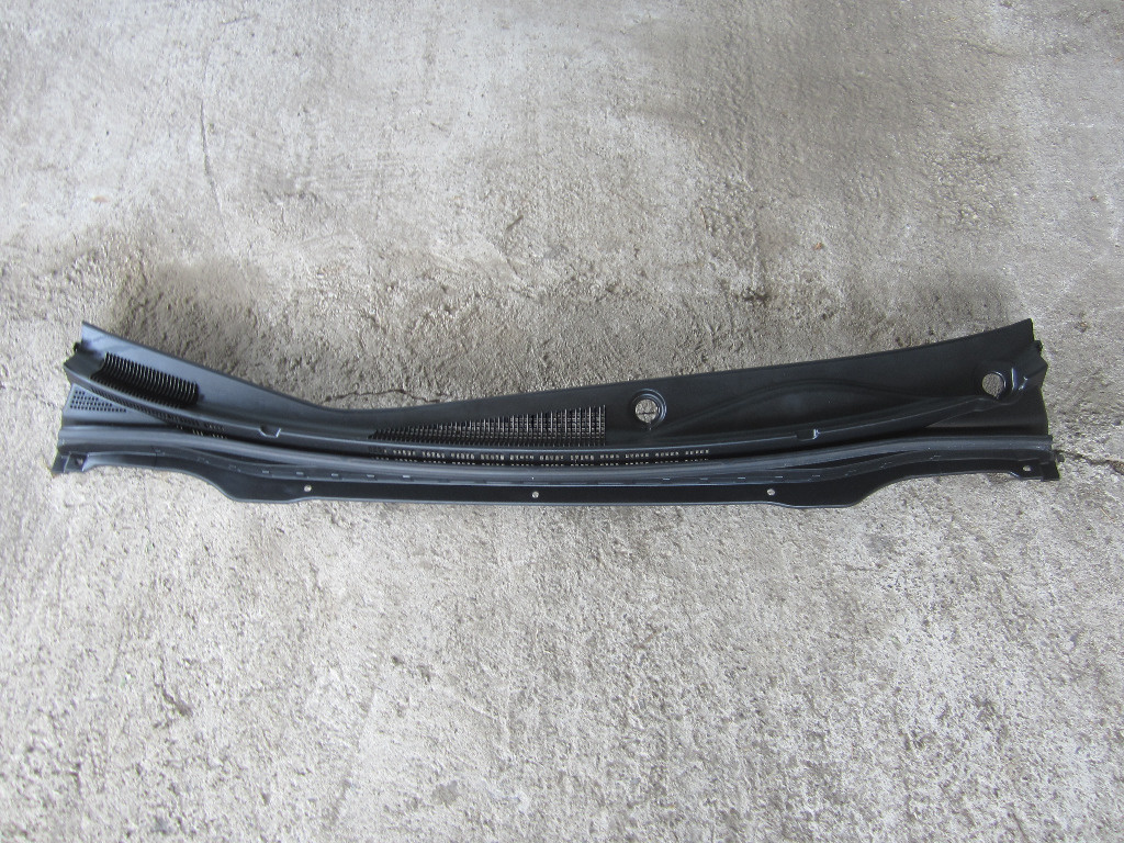 GRILA Stergator / PARBRIZ HYUNDAI I30 FD FAB. 2007 - 2012 ⭐⭐⭐⭐⭐