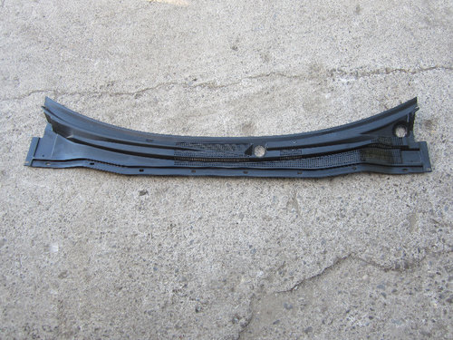 GRILA Stergator / PARBRIZ MITSUBISHI OUTLANDER I 4X4 FAB. 2001 - 2006 ⭐⭐⭐⭐⭐