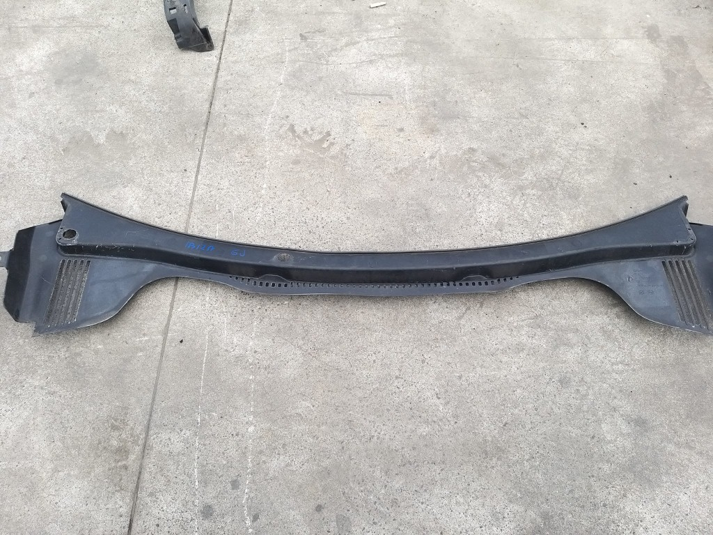Grila stergator parbriz seat ibiza 6j 6j1853185