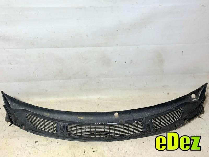 Grila stergator parbriz Skoda Fabia 2 (2006-2010) 5J1819403A