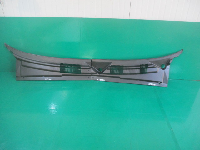 GRILA STERGATOR PARBRIZ SSANGYONG REXTON 4x4 FAB. 2002 - 2006 ⭐⭐⭐⭐⭐