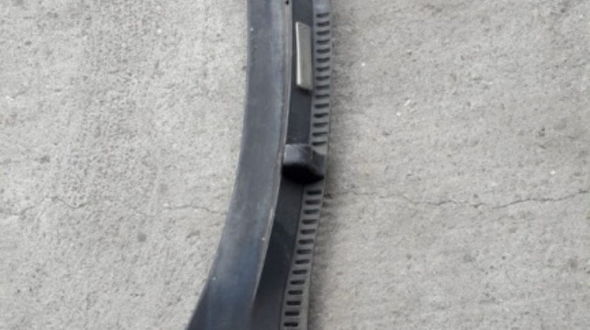 Grila Stergator Parbriz Volkswagen Sharan I (19952010) oricare 7M3819413