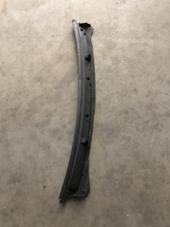 Grila stergator Renault Trafic Vivaro Primastar sedan 2011 (8200020540)