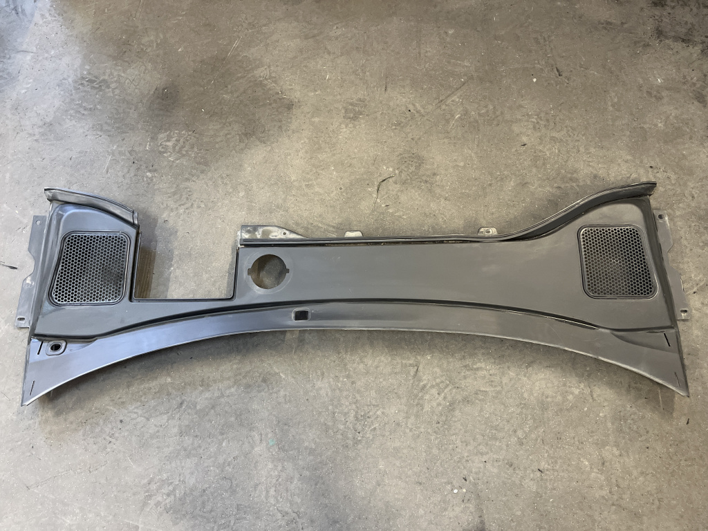 Grila stergator Volvo V60 sedan 2014 (31402672)
