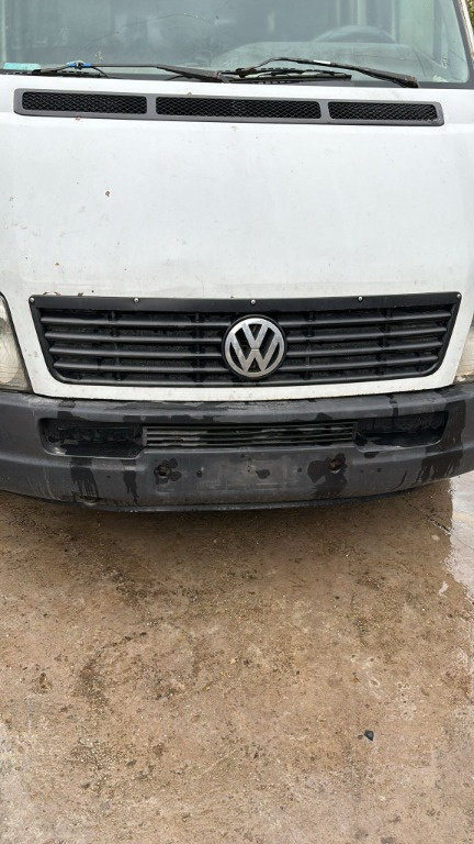 Grila stergator Vw LT 35 2.5 TDI cod motor AVR / ANJ transmisie manuala 5+1, punte simpla,an 2004