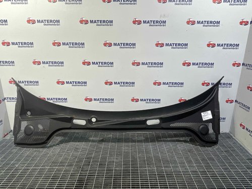 GRILA SUB PARBRIZ AUDI A3 - - (2007 2012)