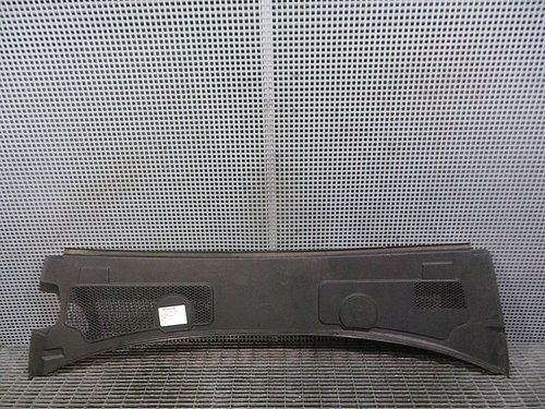 GRILA SUB PARBRIZ AUDI A6 A6 - - (2004 2009)