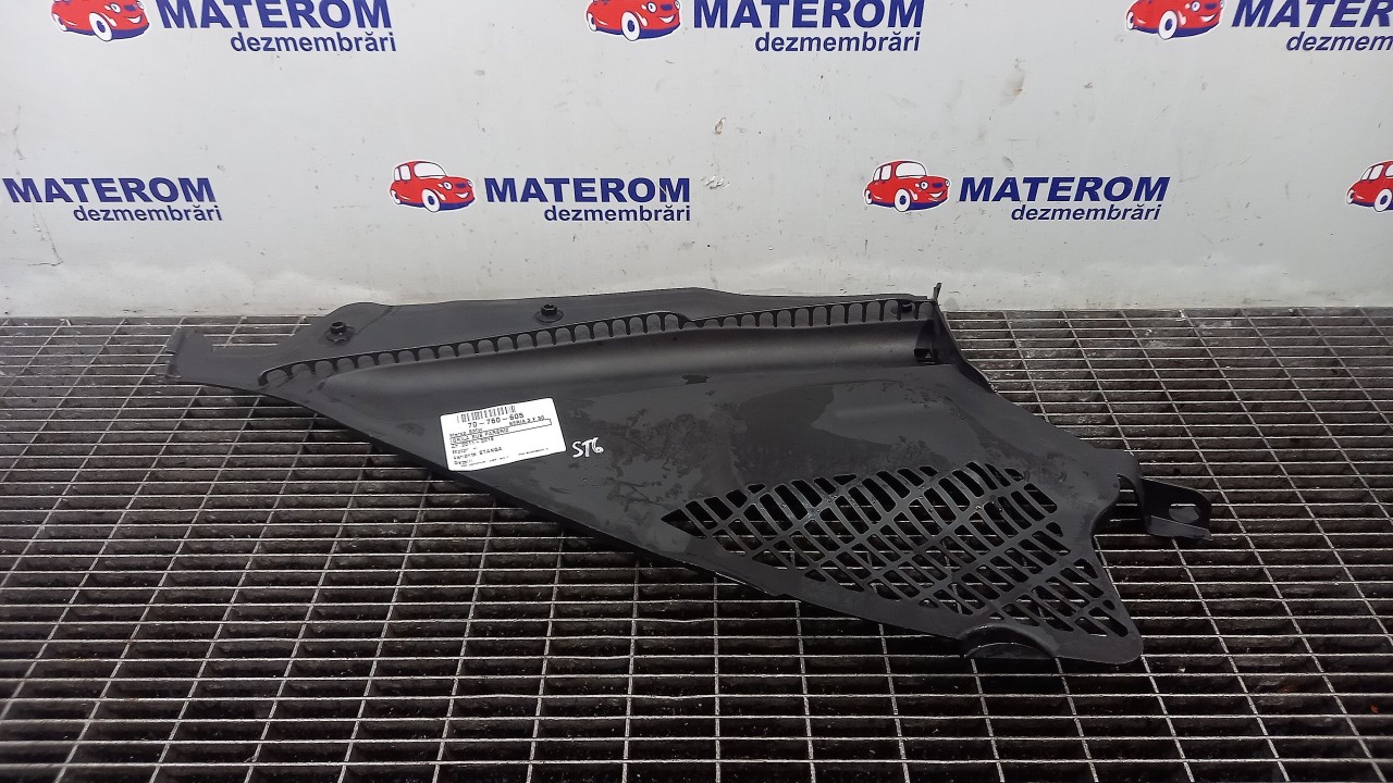 GRILA SUB PARBRIZ BMW SERIA 3 F 30 SERIA 3 F 30 - - (2011 2015)