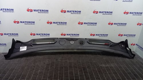 GRILA SUB PARBRIZ BMW X1 X1 - - (2009 2015)