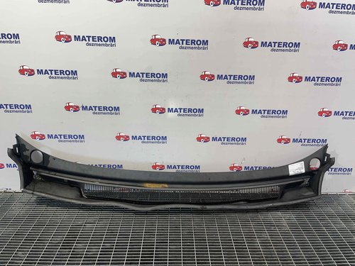 GRILA SUB PARBRIZ FORD B-MAX - - (2012 2017)
