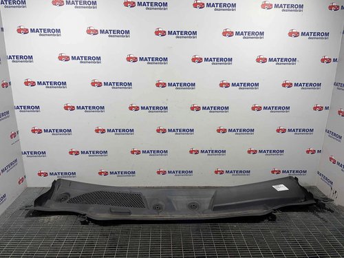 GRILA SUB PARBRIZ MERCEDES A-CLASS - - (2012 2018)